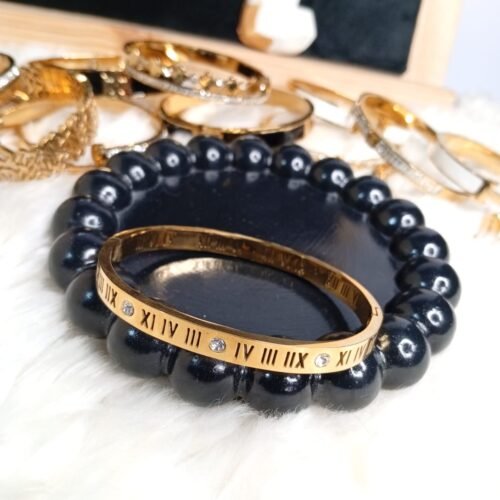 Roman Numeral Gold Handcuff – Crystal Detail