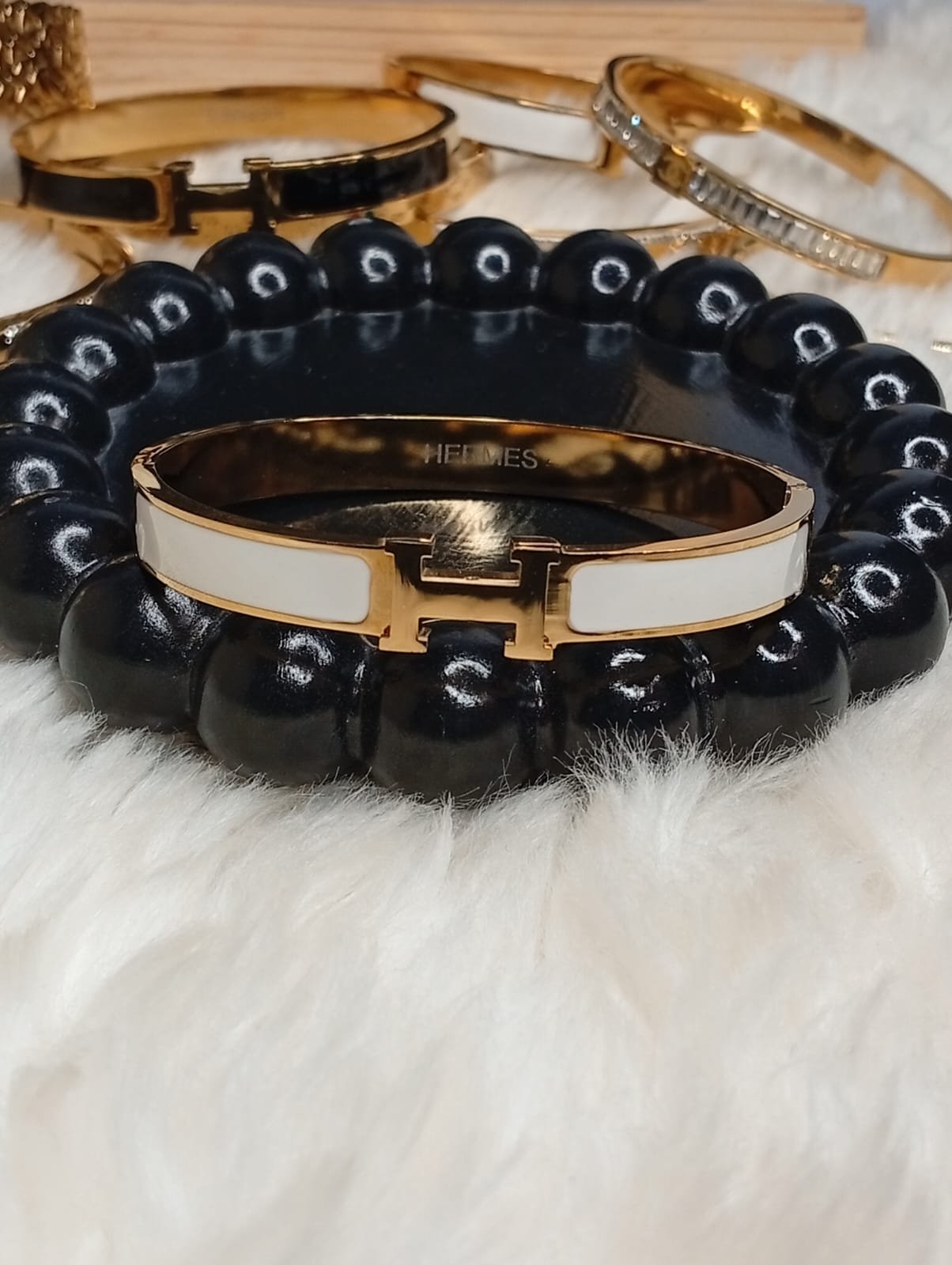 Hermès Inspired White & Gold Handcuff – H Detail